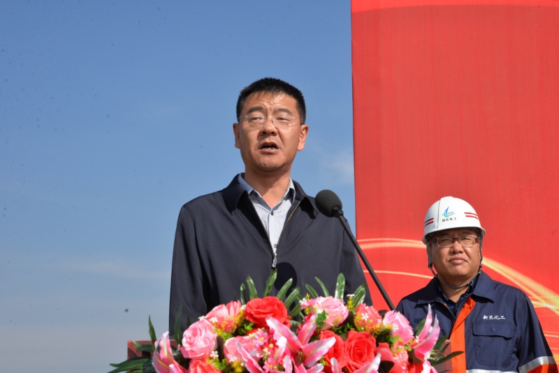 3-兰州新区党工委委员、管委会副主任杨军致辞.jpg