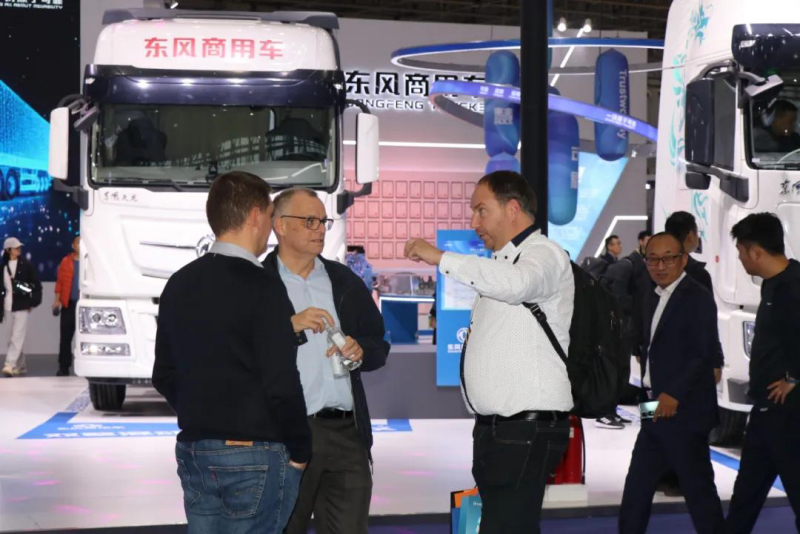 1762770560214797.jpg 7e42937e828f47e8a6baf1e74dea3e93~tplv-tt-origin-web-gif.jpg