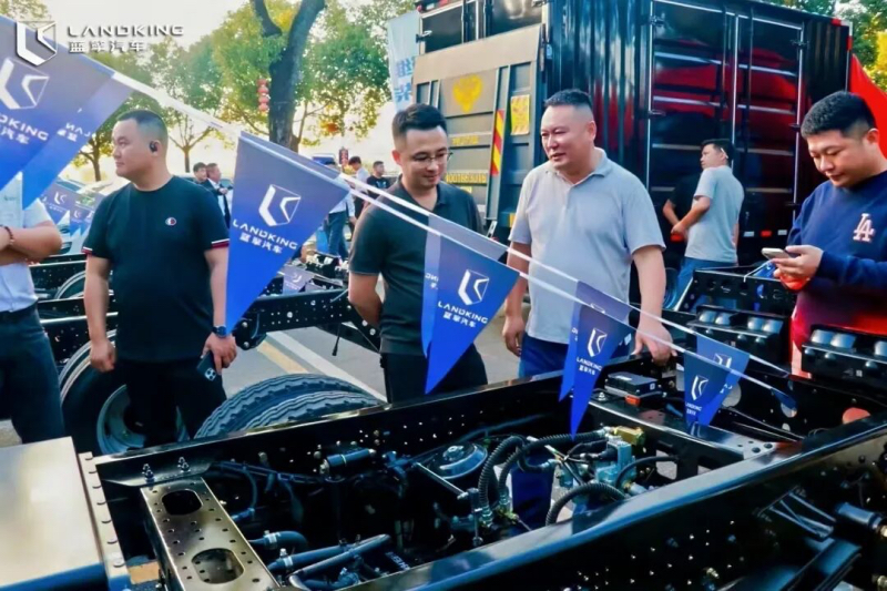 1763285804150877.jpg 189f824f38d74b7d8401df94cff2fca1~tplv-tt-origin-web-gif.jpg