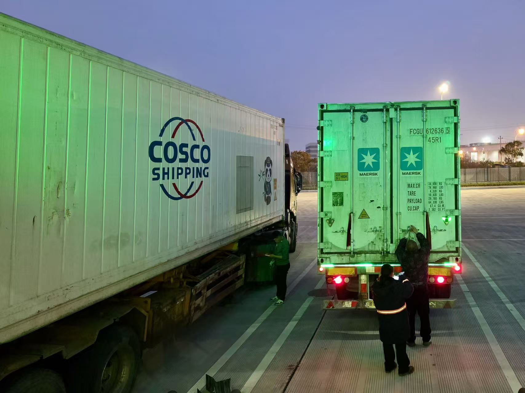 南美香蕉直通中亚 解锁水果跨境冷链新通道2.jpg